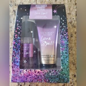 Victoria's Secret Love Spell Gift Set 2pc Fragrance Mist and Lotion 2.5oz